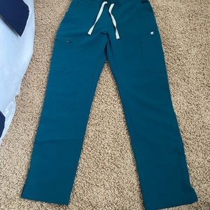 yola scrub pants figs caribbean blue